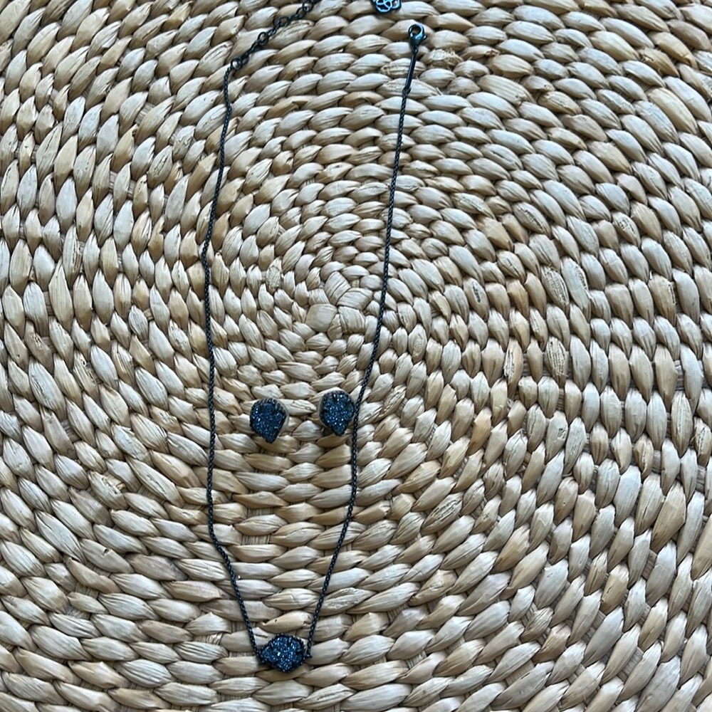 Kendra Scott blue Earrings and Necklace set